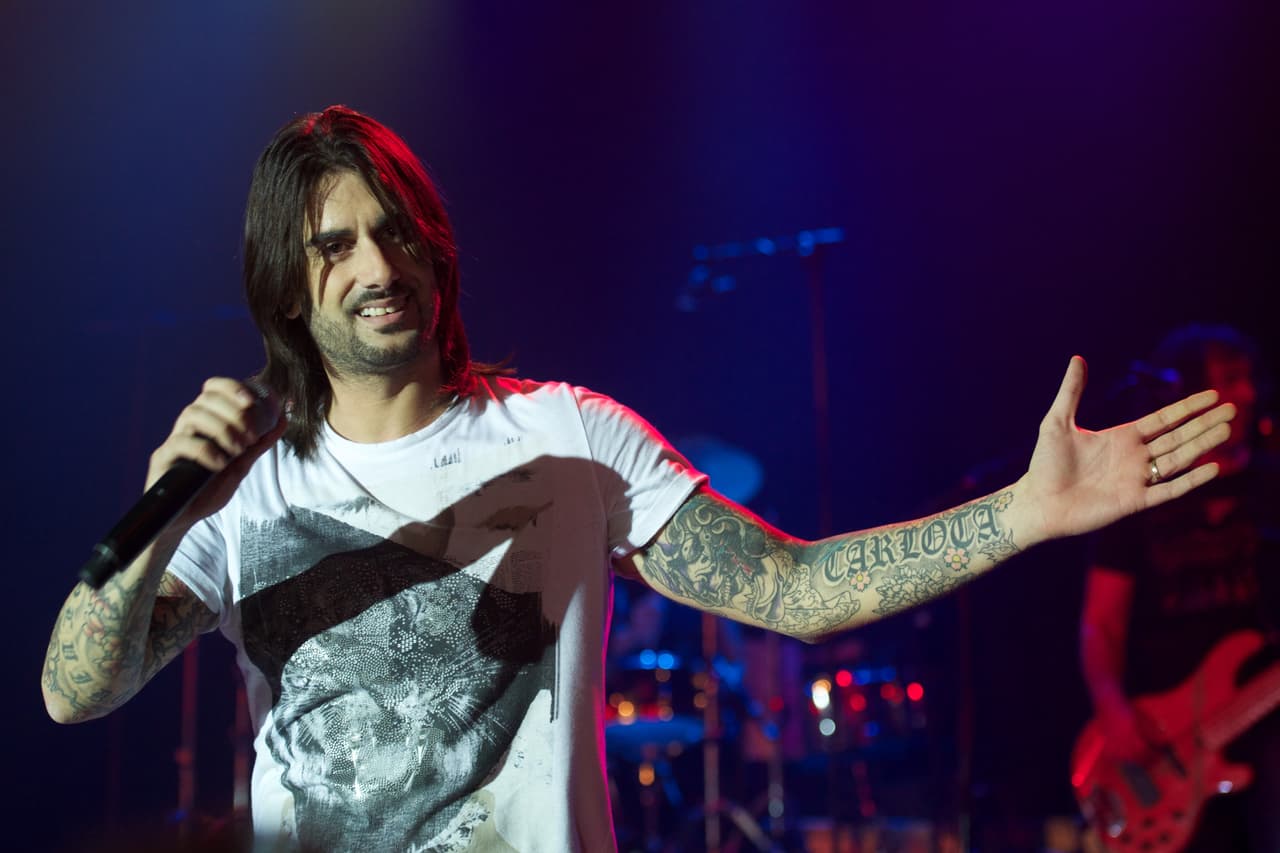 El cantautor interpretará con su propio estilo grandes temas de Roberto Carlos.