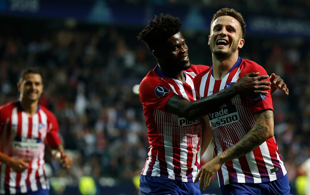 Tras pase de Thomas, Saúl Niguez remató de volea al minuto 9 del primer tiempo extra (99 en total) para poner el 3-2 a favor de Atlético de Madrid.