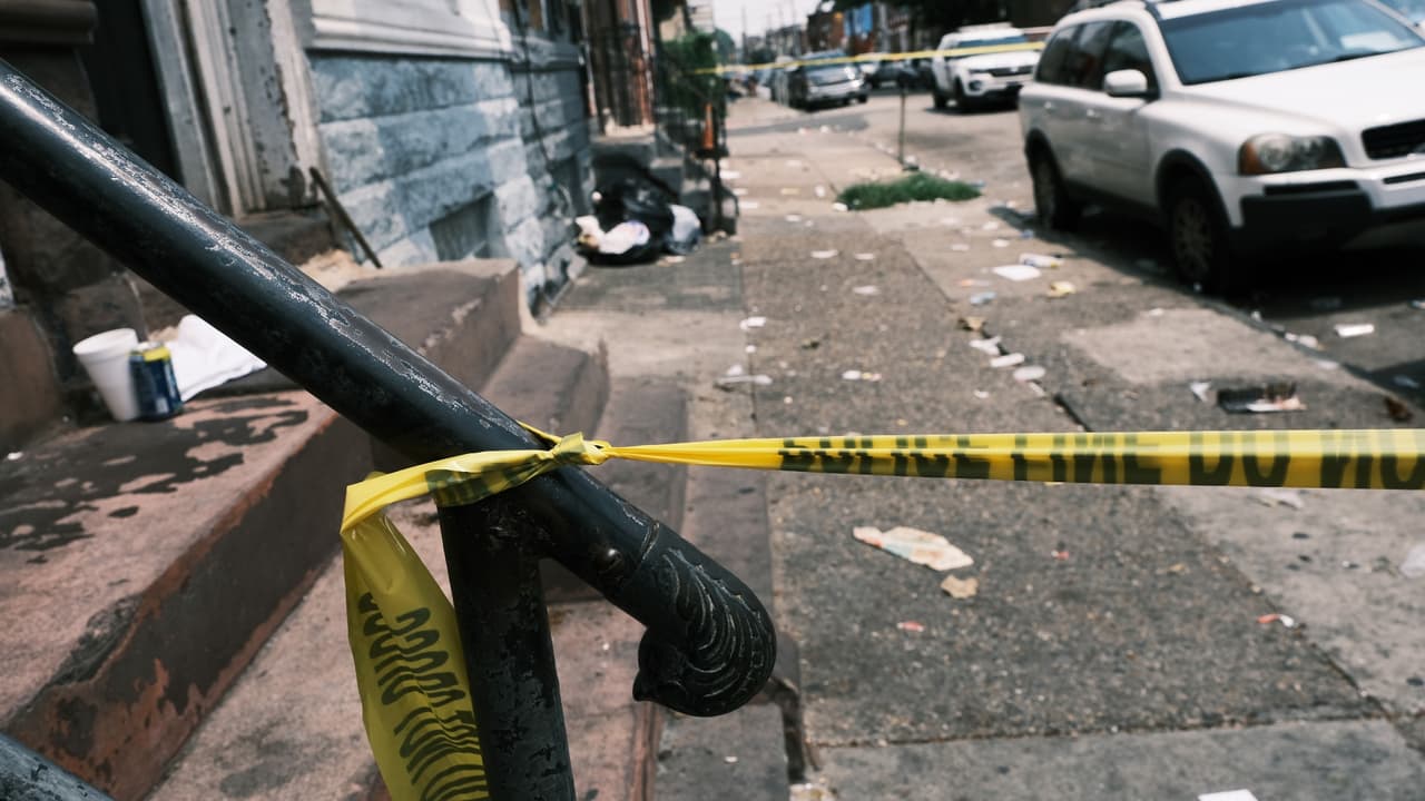 Tiroteo en el sur de Filadelfia deja 3 muertos y 10 heridos;  hay una persona detenida