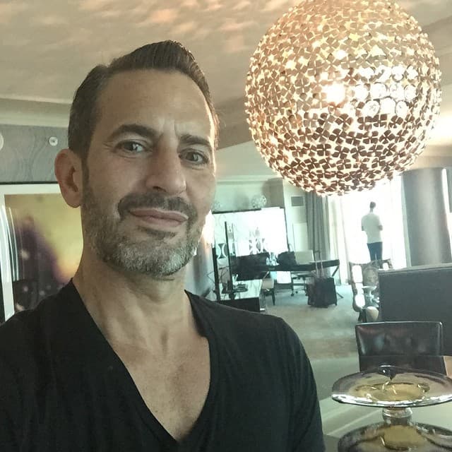 ¡NO ES LA GRAN COSA!” terminó por exclamar, según información de Paper Magazine.