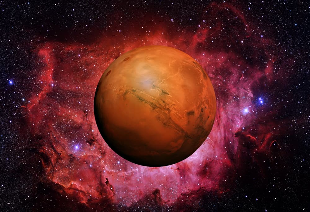 Este signo es regido por el planeta Marte y su símbolo es representado por Apep, la serpiente sagrada. Su color es el rojo y su elemento es el fuego. Número 6, día viernes, su flor es el rojo y su piedra, el rubí.