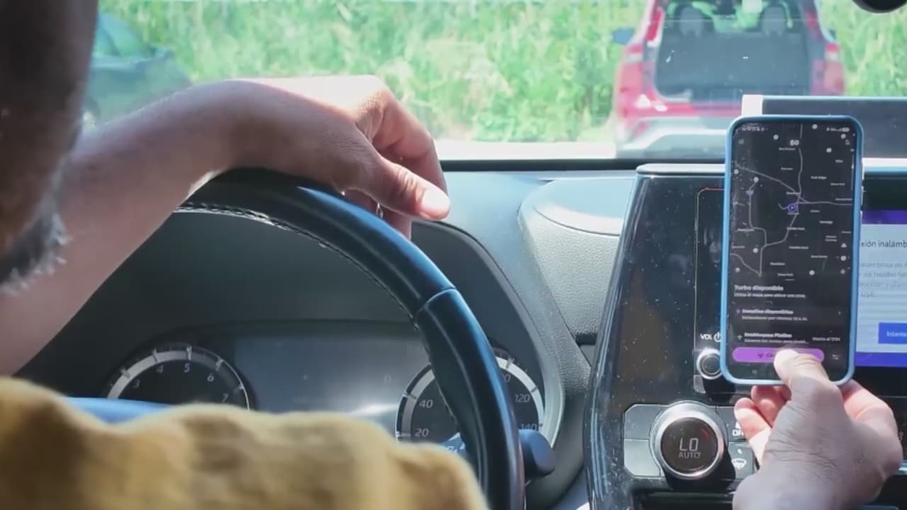 Lanzan centro de apoyo con diversos recursos para conductores de aplicaciones en Chicago