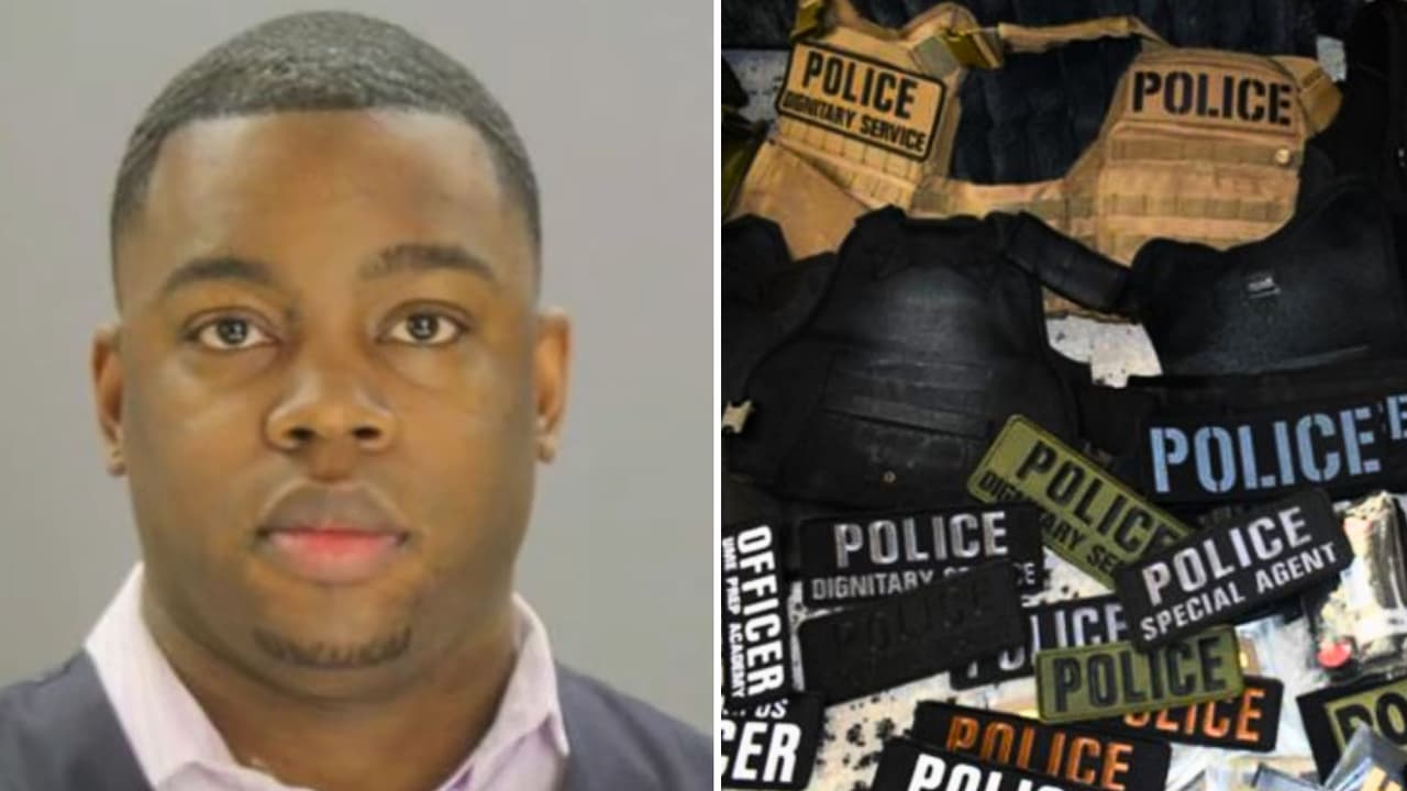 La imagen que proyectaba parecía real: 
<b>uniformes, parches, credenciales.</b> 
<br>Pero dentro de su apartamento, según la policía, había algo más: 
<b>armas, protección táctica y señales de una identidad construida durante años.</b> 
<br>
<a href="https://www.univision.com/local/dallas-kuvn/quien-era-el-impostor-de-muchos-nombres-que-llego-al-equipo-de-seguridad-de-jasmine-crockett" target="_blank">El caso de Diamon Maziarre Robinson, el hombre que se hacía pasar por agente federal</a> y que fue abatido por oficiales SWAT en Dallas, suma ahora un nuevo elemento: 
<b>un arsenal encontrado tras su muerte que refuerza las dudas sobre cómo logró operar sin ser detectado.</b>