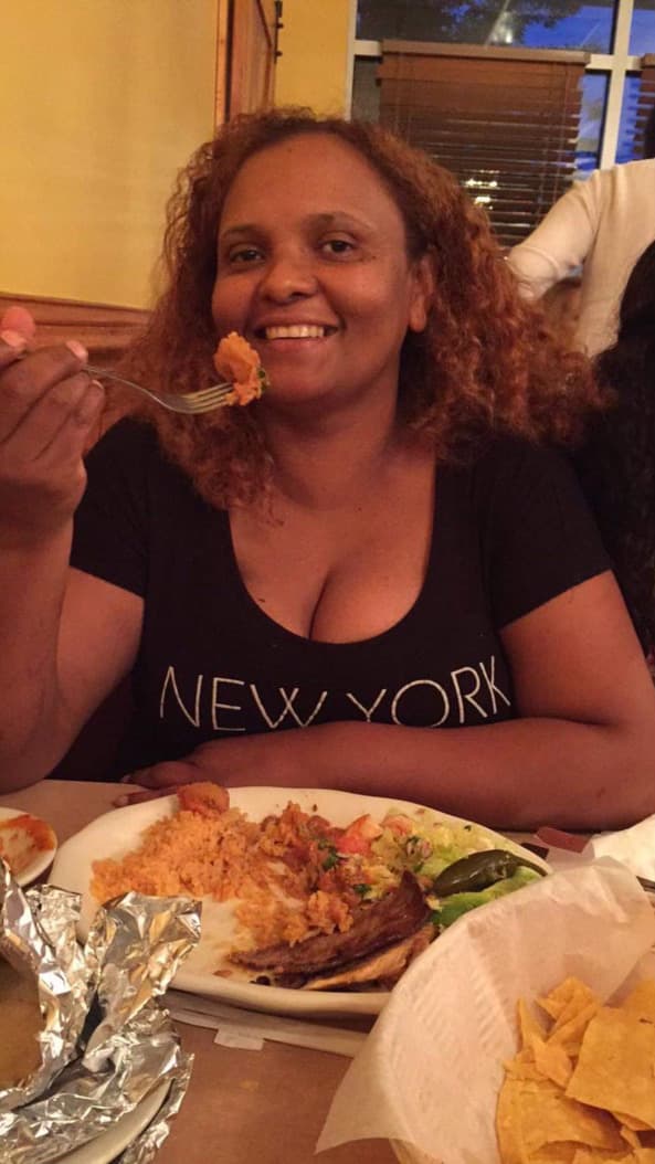 Santa Hernández Bernardino, de 46 años, de Winston-Salem, es otra de las víctimas. Ella es originaria de México. Su hija Evelin Salinas lamentó la muerte de su mamá y dijo que la recordaría como una mujer luchona.