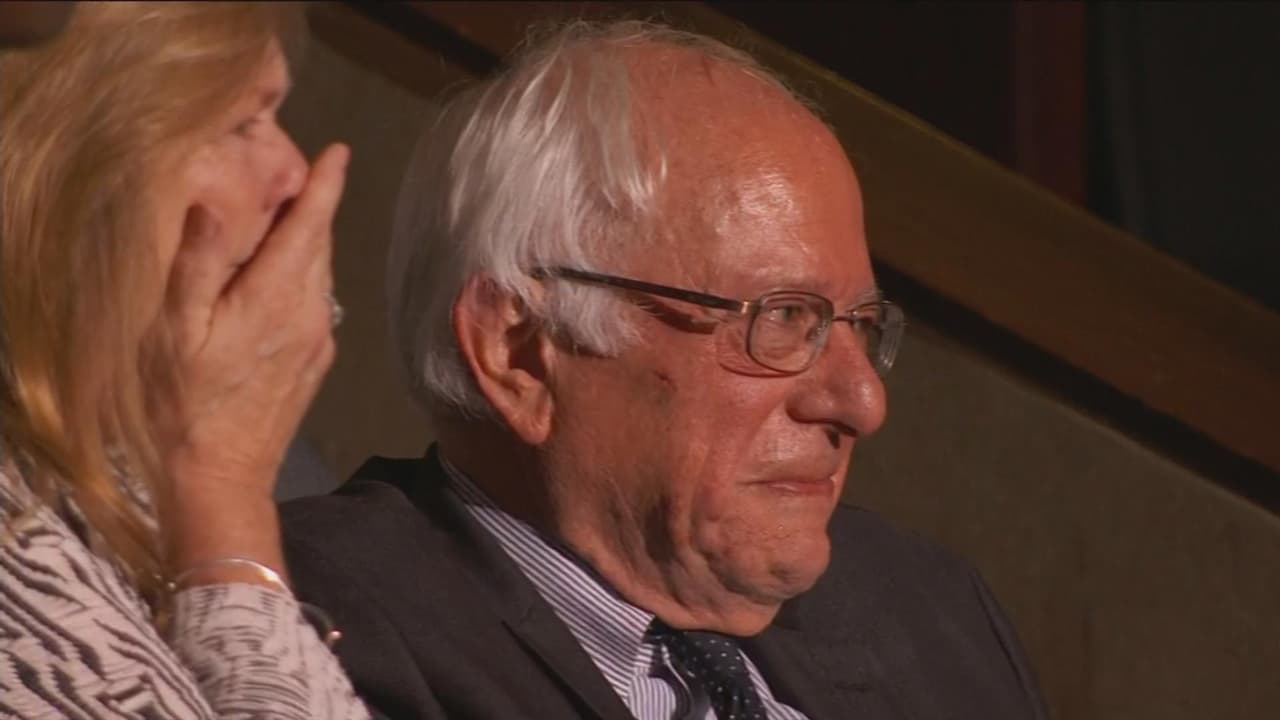 El momento en la Convención Demócrata que hizo llorar a Bernie Sanders