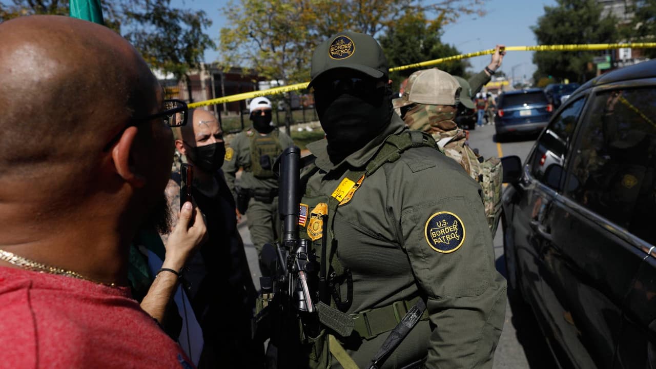 Crisis en negocios en Illinois por falta de clientes tras redadas: “No es por el clima, es miedo”