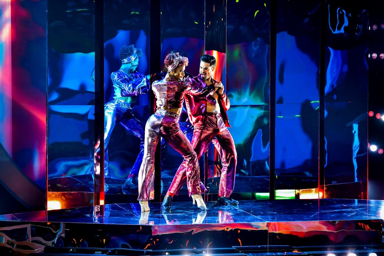 A otro que le fue muy bien luego de bailar el género disco fue a Roberto Hernández.