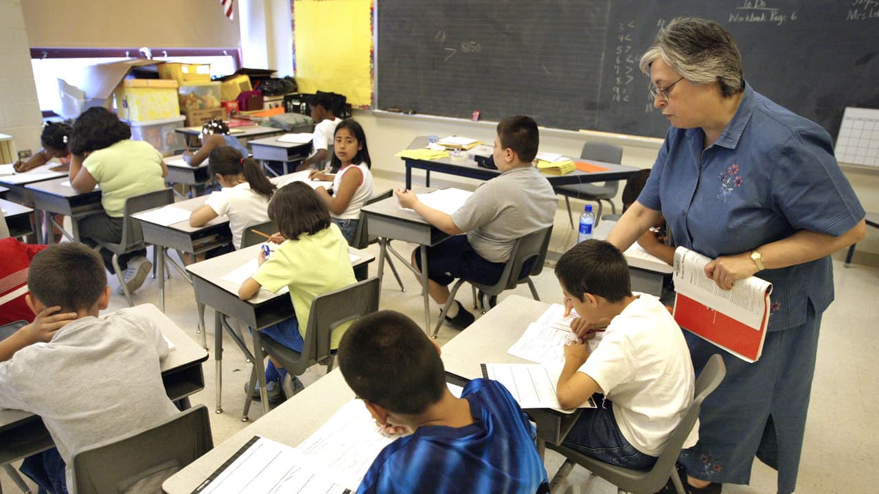 <b>¿Quién estará en las escuelas?</b>
<br>Las escuelas de Chicago
<a href="https://www.univision.com/local/chicago-wgbo/lightfoot-tiene-un-plan-en-caso-de-que-sucedan-las-tres-huelgas-en-chicago-durante-octubre">tendrán personal</a> de CPS y trabajadores administrativos.