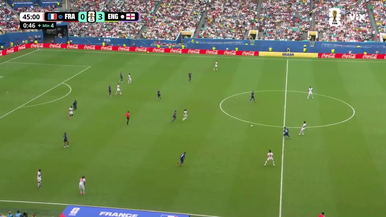 ¡Saka está encendido! Doblete ante Francia