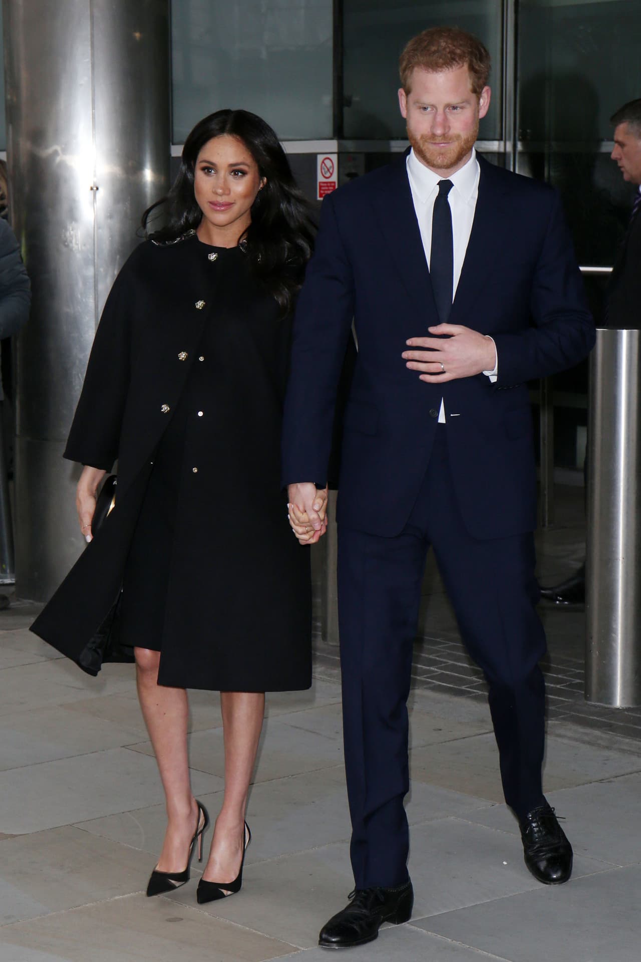 La mañana de este 28 de noviembre, el príncipe Harry y su esposa, Meghan Markle, desearon un feliz Día de Acción de Gracias a sus casi 10 millones de seguidores.