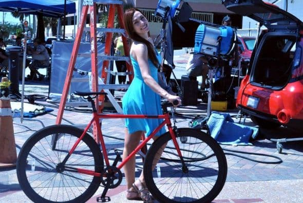 Las chicas de Nuestra Belleza Latina se escaparon a la playa y deleitaron a los caballeros con sus espectaculares curvas latinas.