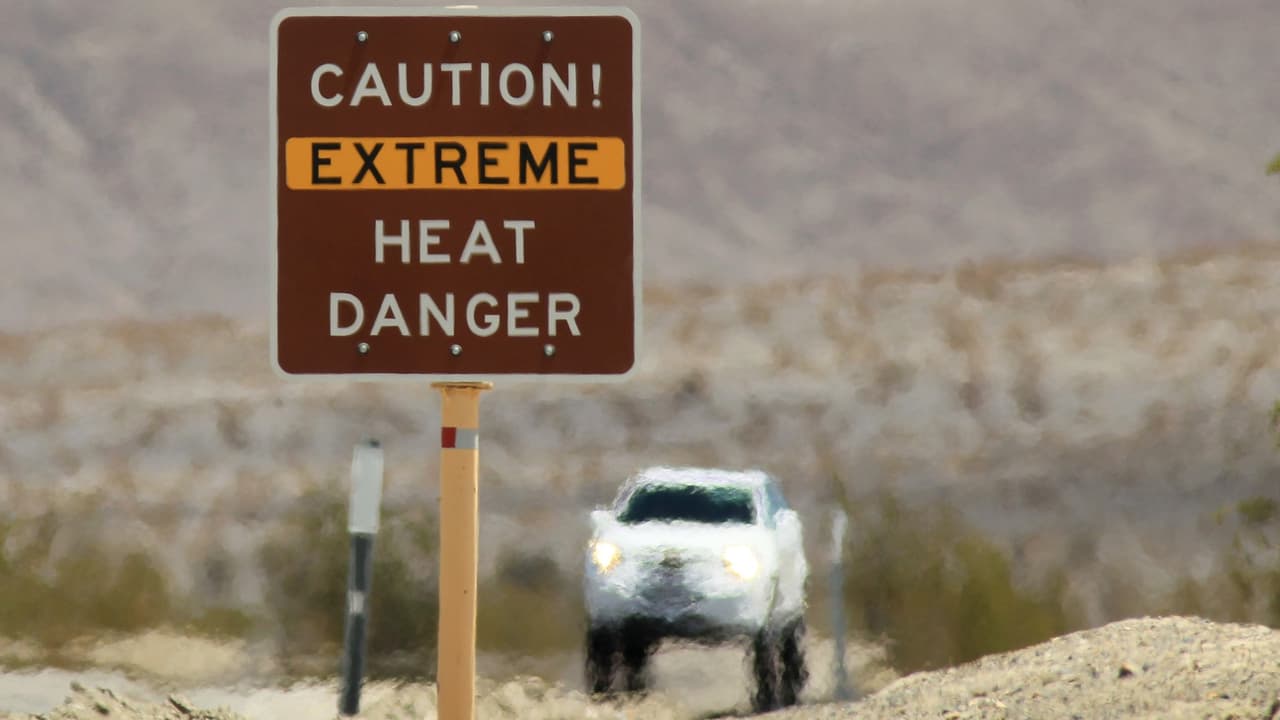 Temperaturas que superan los 120 grados rompen récord en California