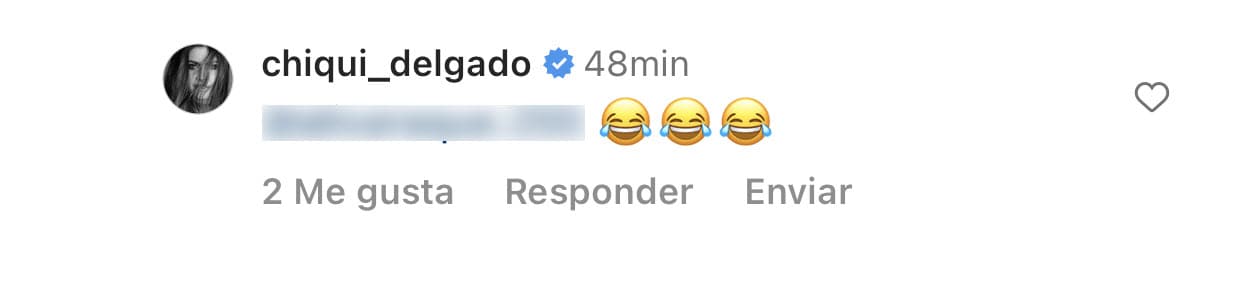 La venezolana tomó con humor el comentario y le contestó a su fan con estos
<b> tres emoticonos de la carita carcajeándose. </b>
<br>