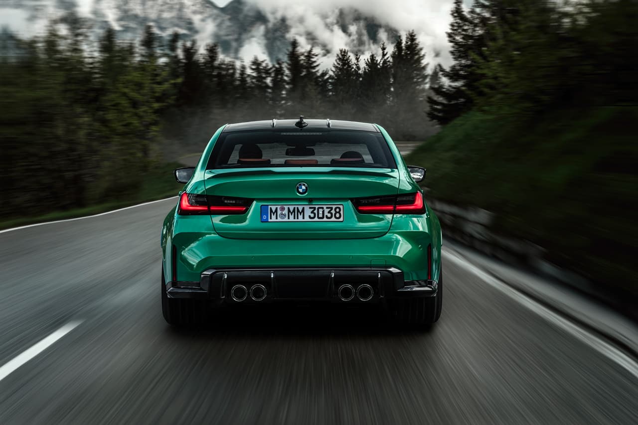 Este sedán es 4.6 pulgadas más largo, 0.4 pulgadas más ancho, 0.1 pulgadas más alto y con una distancia entre sus ejes 1.8 más grande que la generación anterior.