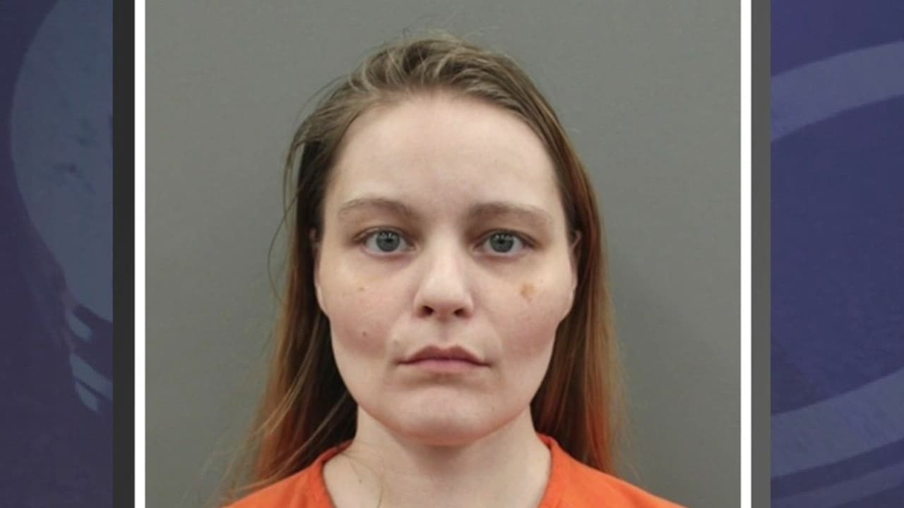 De niñera de confianza a acusada de agredir sexualmente a 2 niños; caso estremece al condado Harris