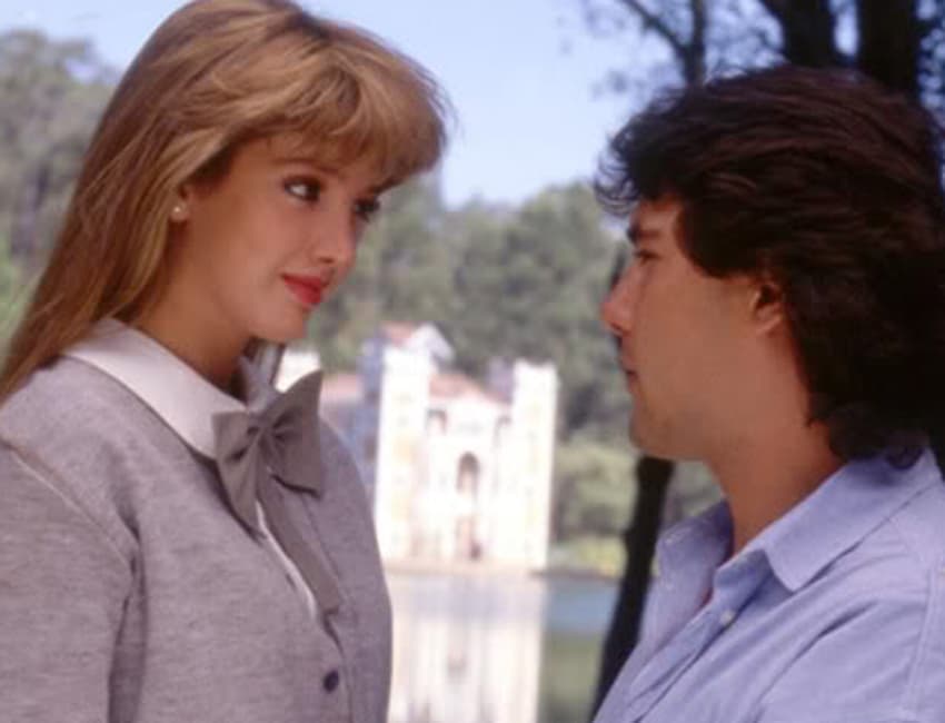 Adela Noriega ya era toda una estrella pero le faltaba mucho por mostrar. En 'Dulce Desafío' interpretó a Lucero y se ganó al público.