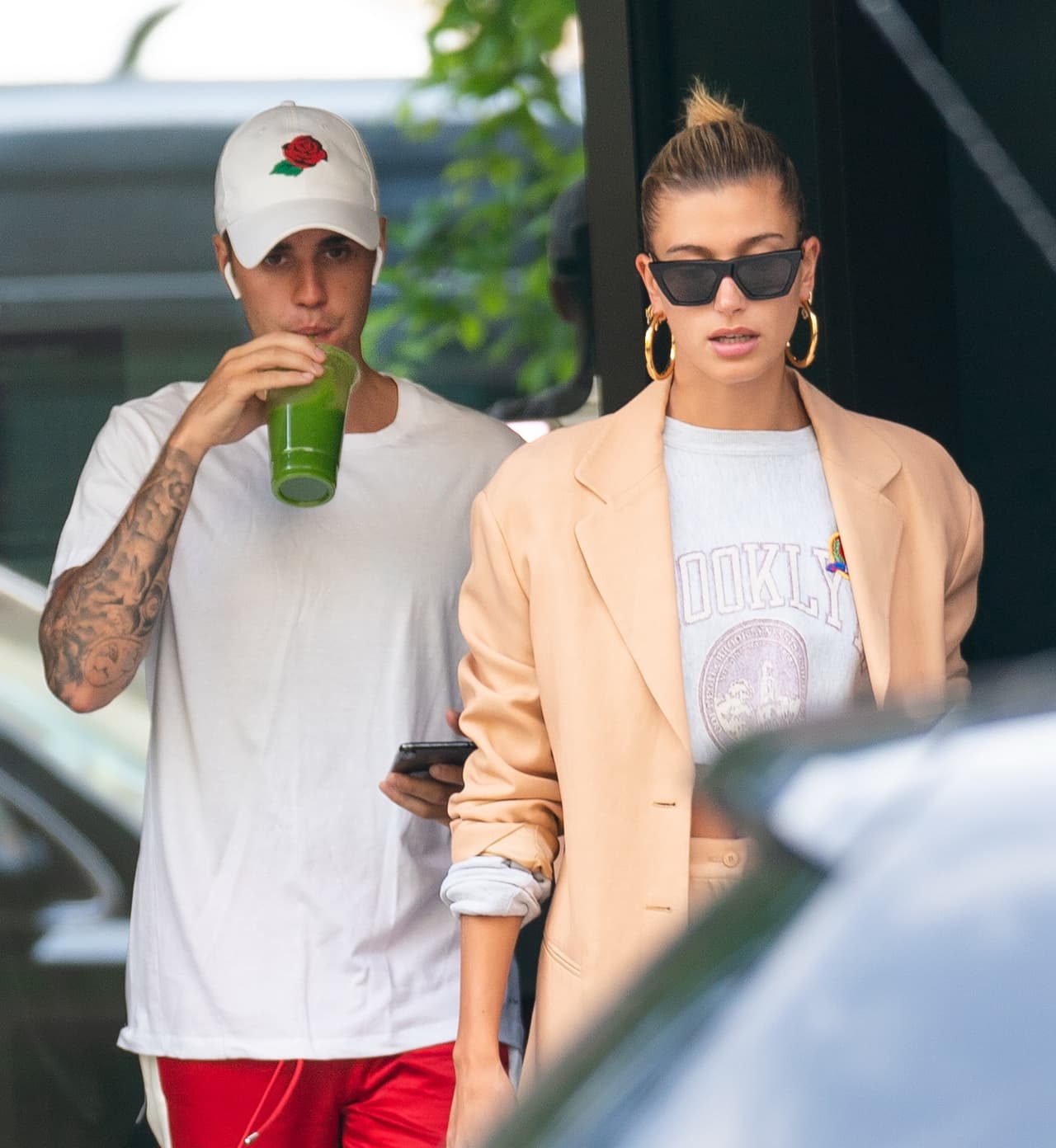 Después de todas las especulaciones que surgieron, la propia Hailey Baldwin se encargó de desmentir la noticia a través de su Instagram.
