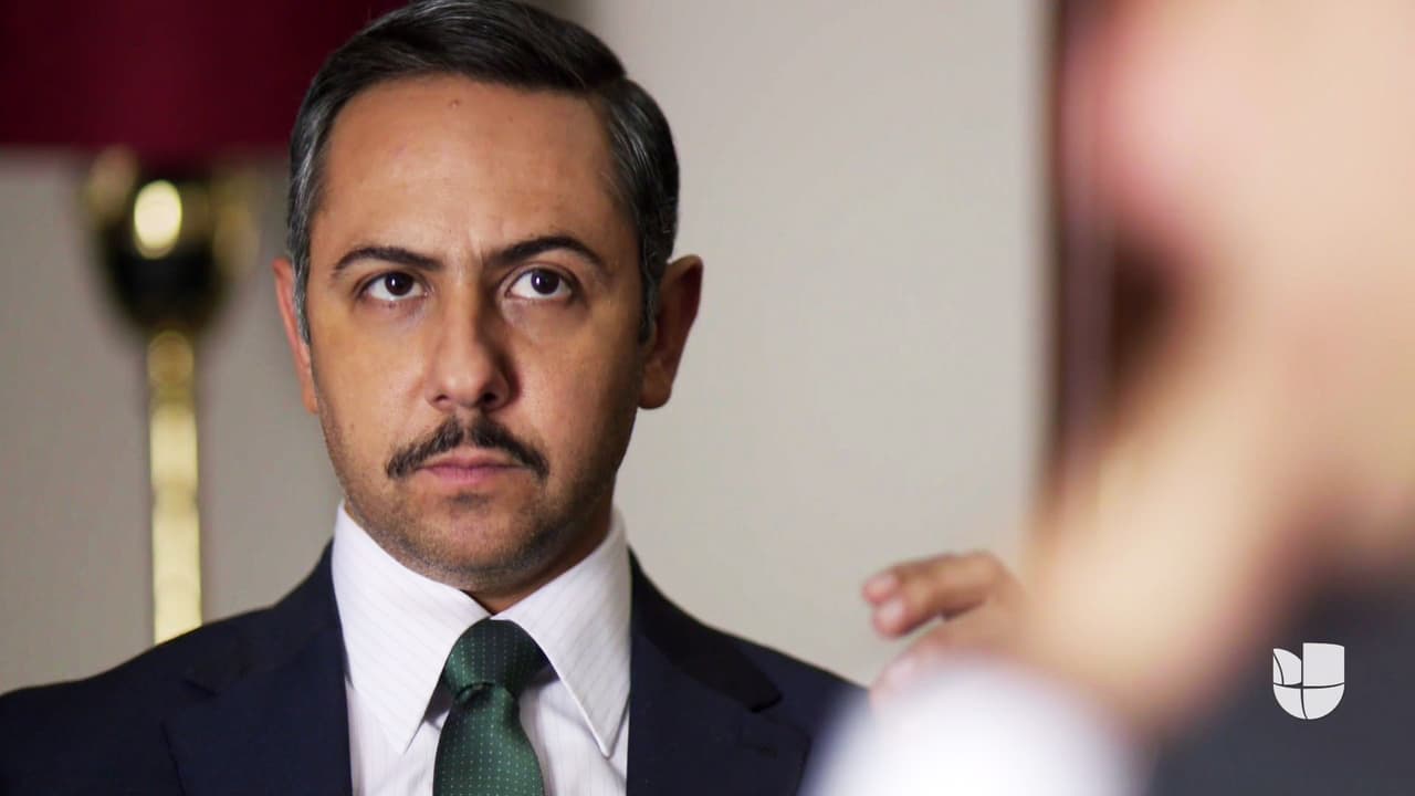 Ante el escándalo, 
<b><a href="https://www.univision.com/series/el-chapo/humberto-busto-es-don-sol-en-el-chapo">'Don Sol'</a></b> se reunió con urgencia con el presidente de México.