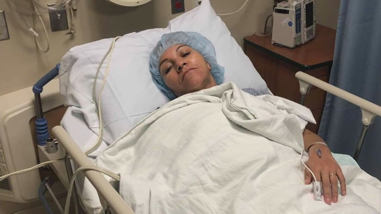 Una madre soltera de Arizona sigue con la esperanza de vencer el cáncer en plena pandemia