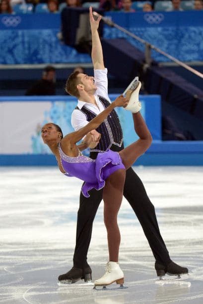 Los franceses Morgan Cipres y Vanessa James, pura adrenalina en los JJOO de Sochi.