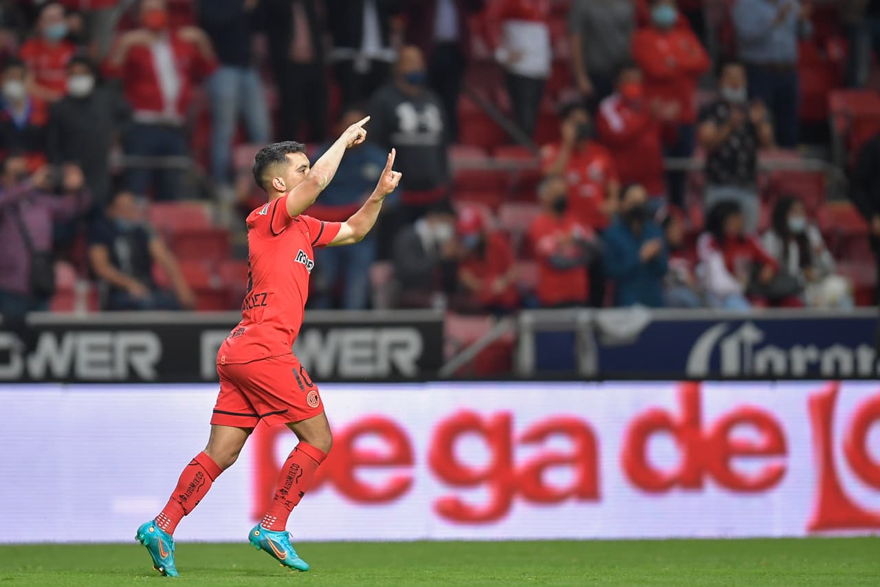 Toluca vino dos veces de atrás para rescatar el empate ante Rayados gracias a un doblete de Leo Fernández; Maxi Meza y Joel Campbell le habían dado la ventaja a los visitantes.