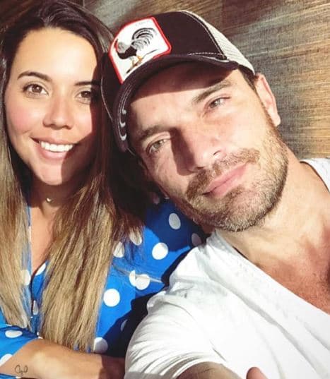 En los últimos meses, el también actor ha dado muestras de haber encontrado el amor, al menos de una manera divertida.