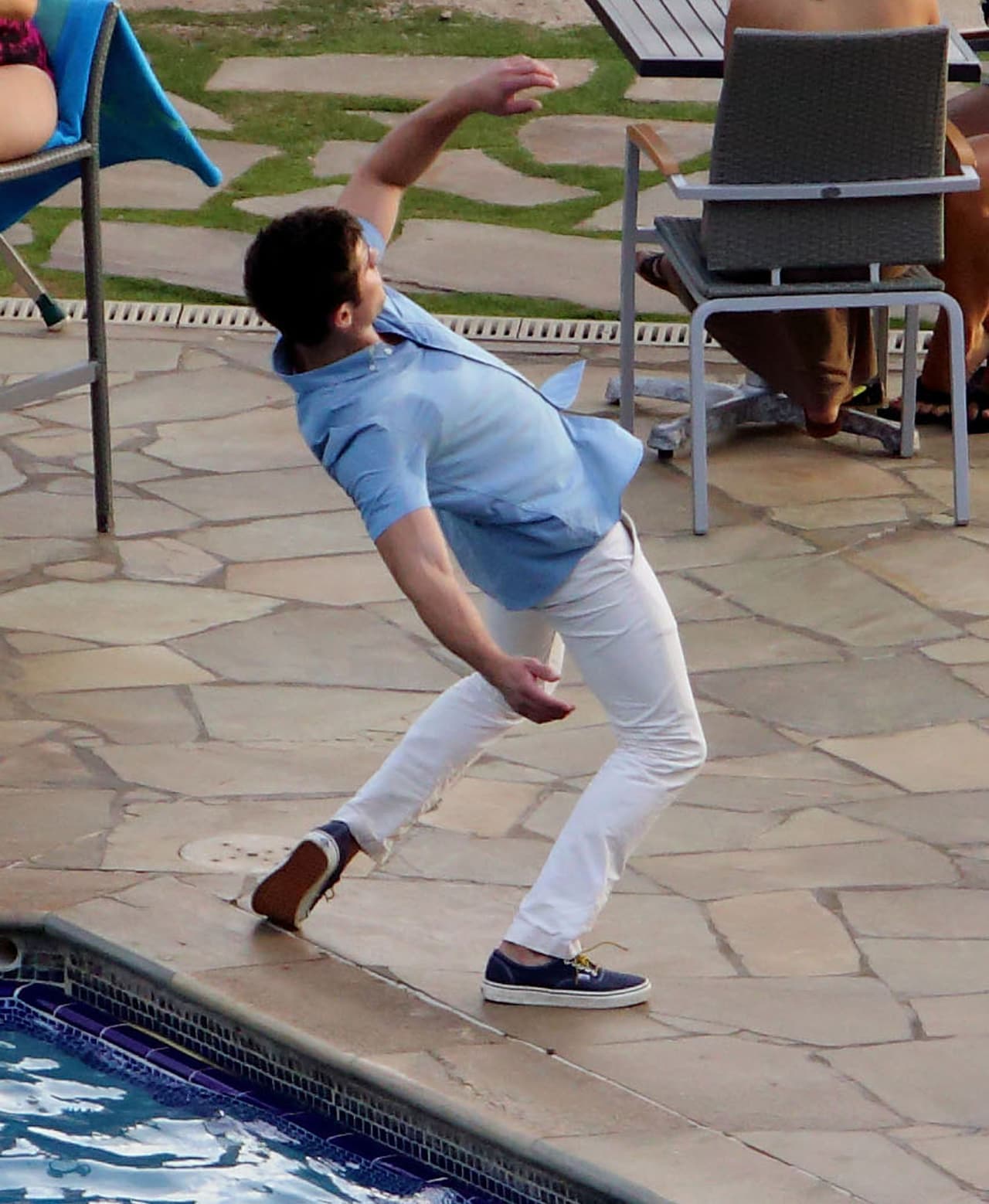 ¡Se fue para atrás!