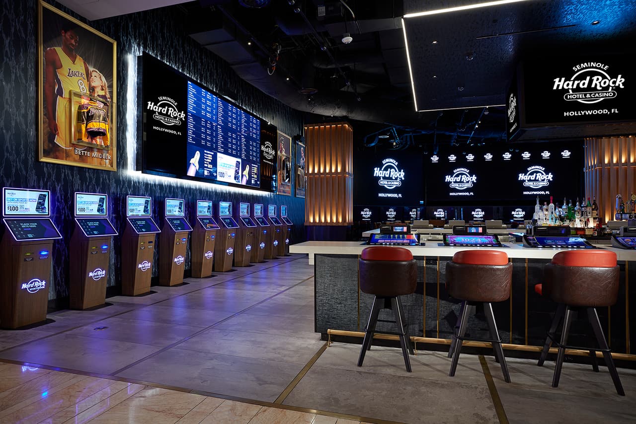 Las apuestas en Florida abarcan una amplia variedad de deportes, desde fútbol hasta NASCAR, brindando múltiples opciones para los aficionados.