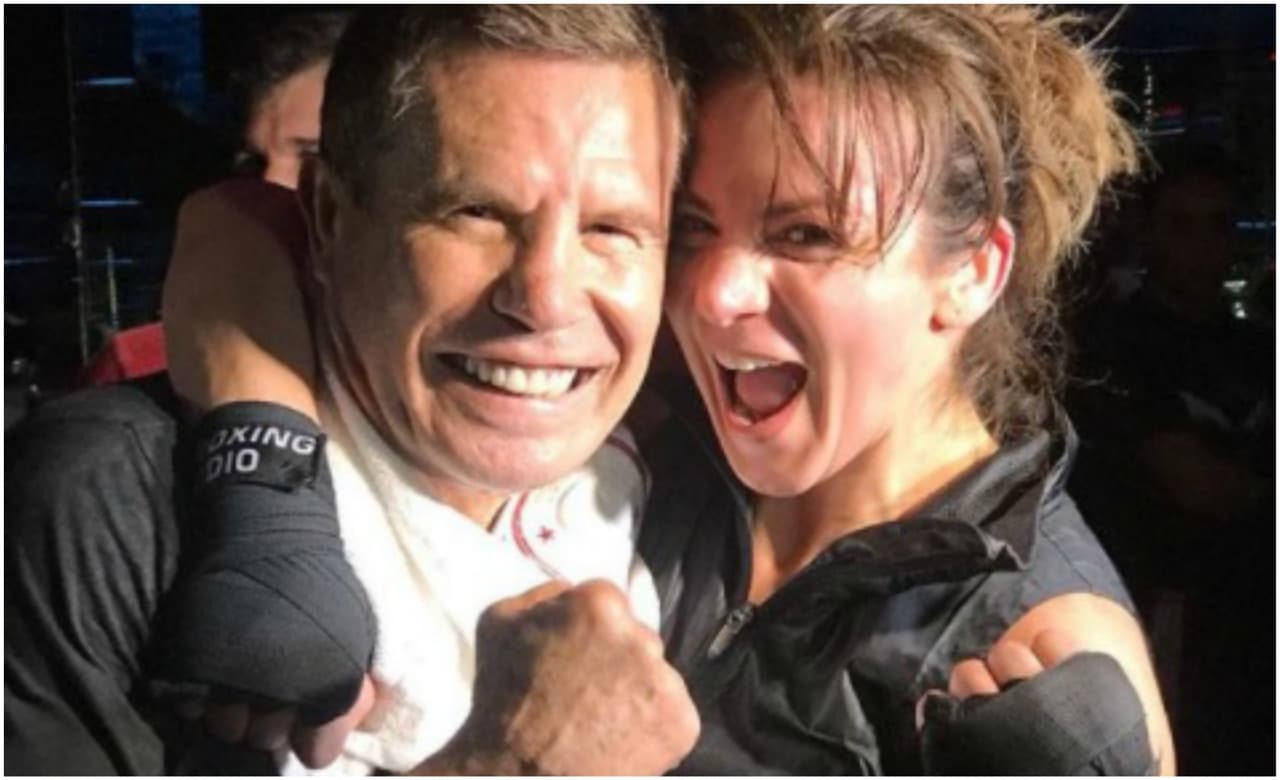 Entérate qué hacía Silvia Navarro con famoso exboxeador