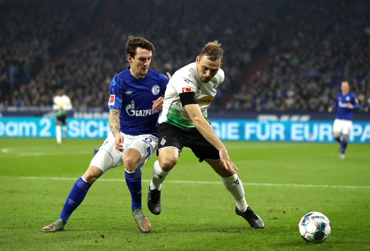 Suat Serdar (48’) y Michael Gregoritsch (58’) anotaron los goles para la victoria de los locales.