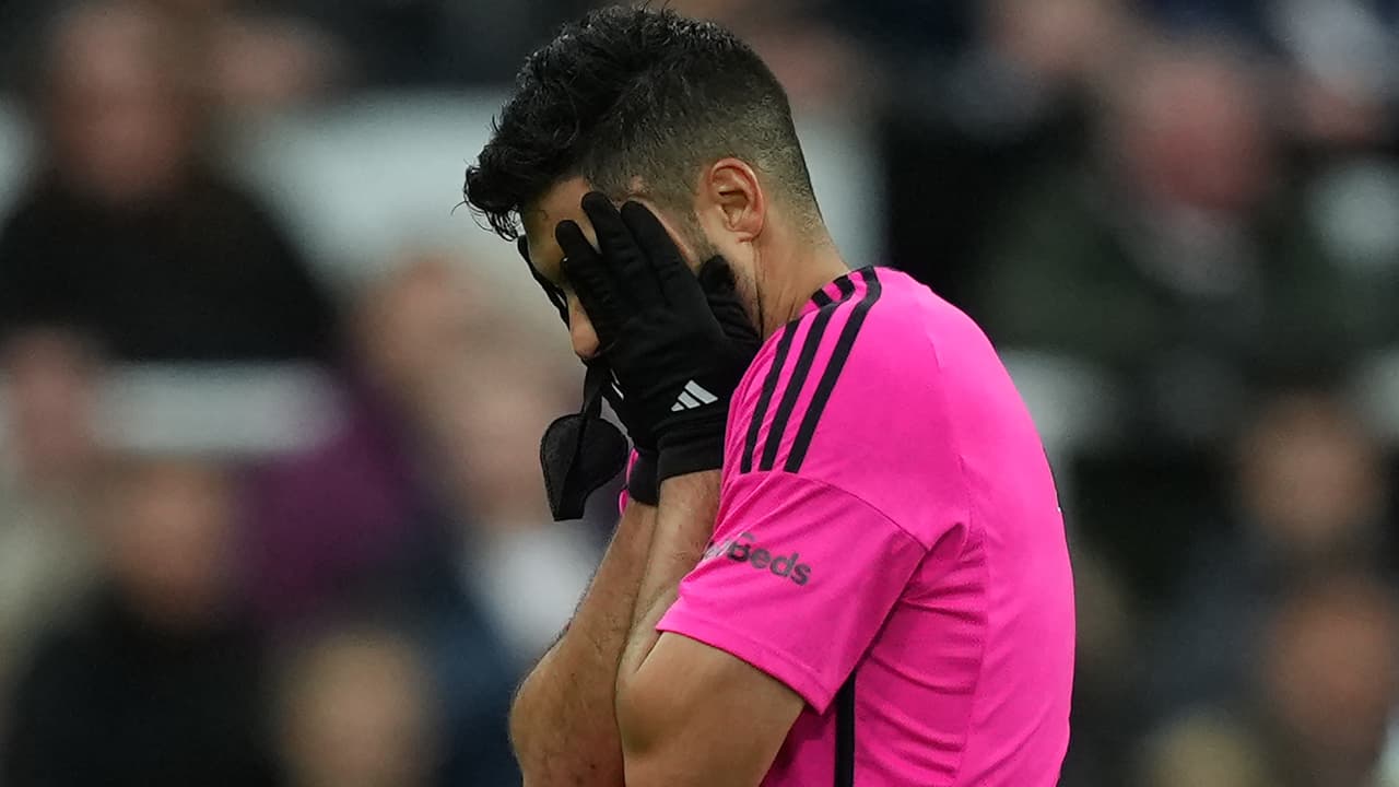 Raúl Jiménez estaría fuera de actividad por semanas reportan en Inglaterra