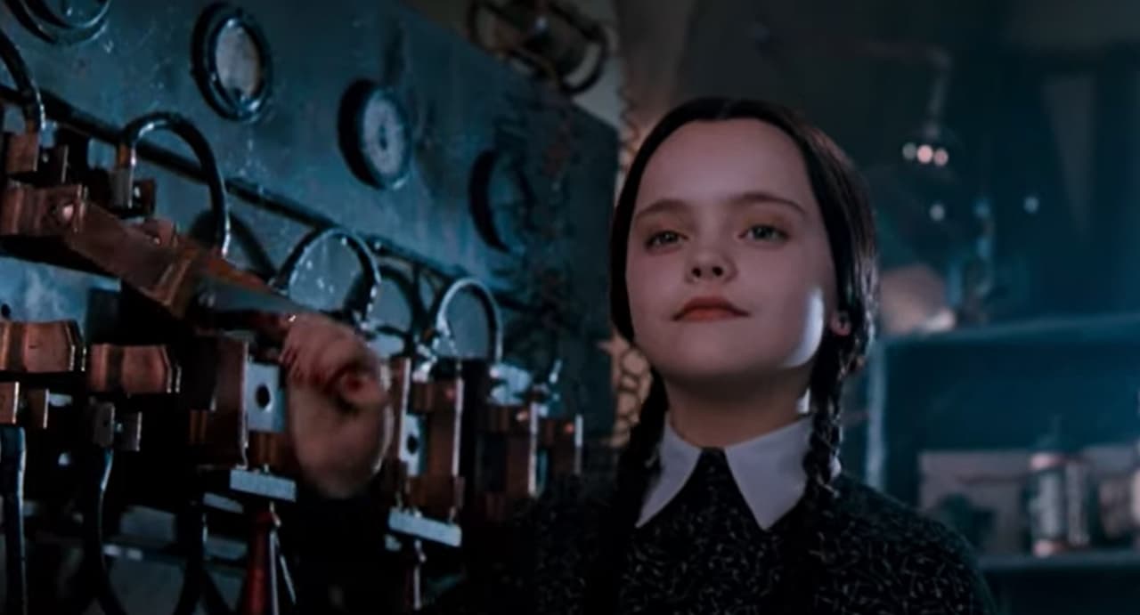 Christina Ricci como Merlina Addams