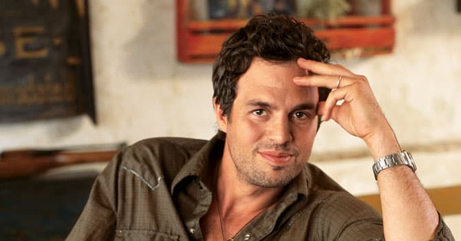 <b>Mark Ruffalo</b> Tiene ascendencia italiana y raíces francocanadienses, sin embargo a nosotros nos recuerda mucho a Chayanne.