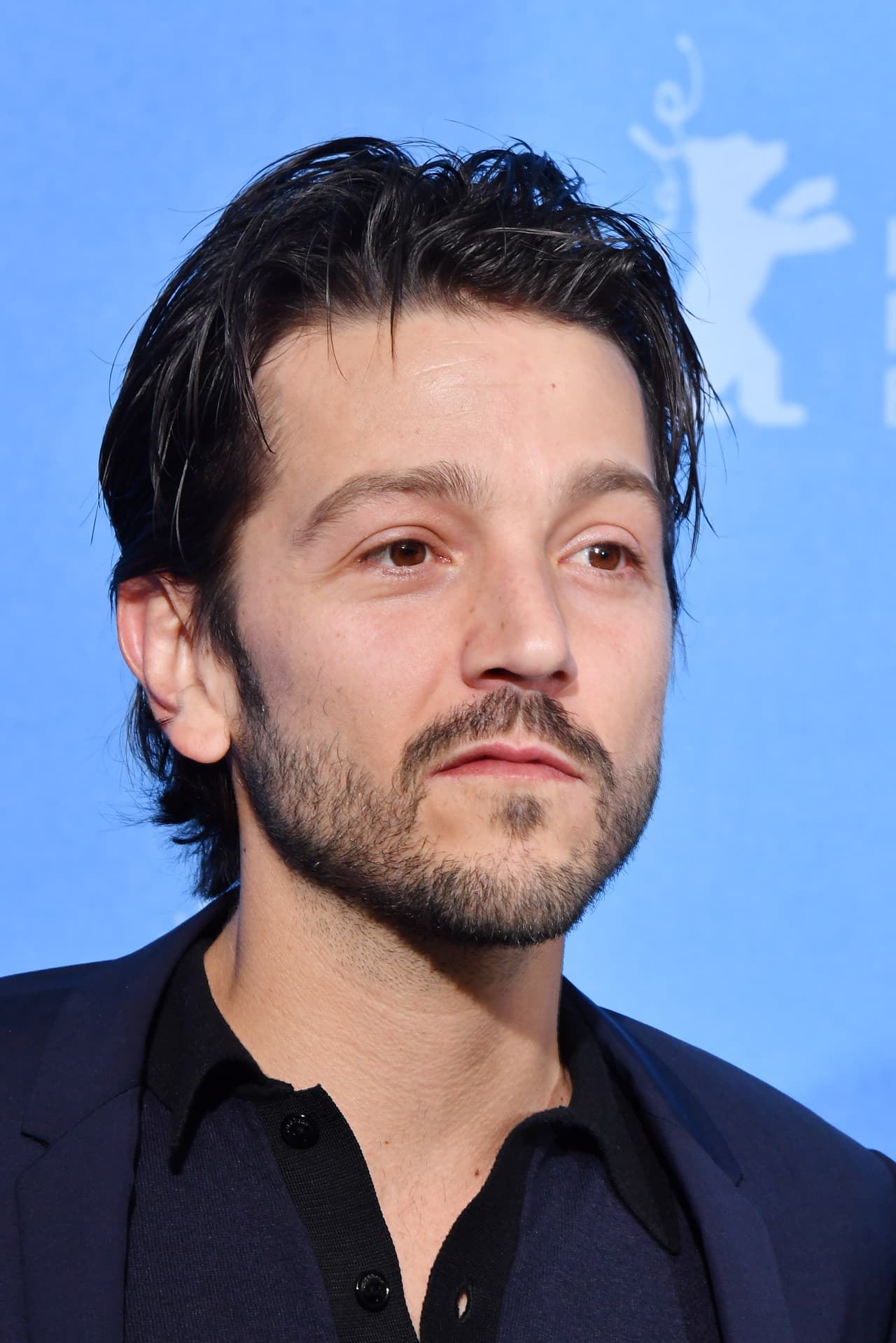 Desde hace dos meses se comenzó a rumorar que la relación amorosa que sostenían Diego Luna y la actriz británica Suki Waterhouse había terminado.