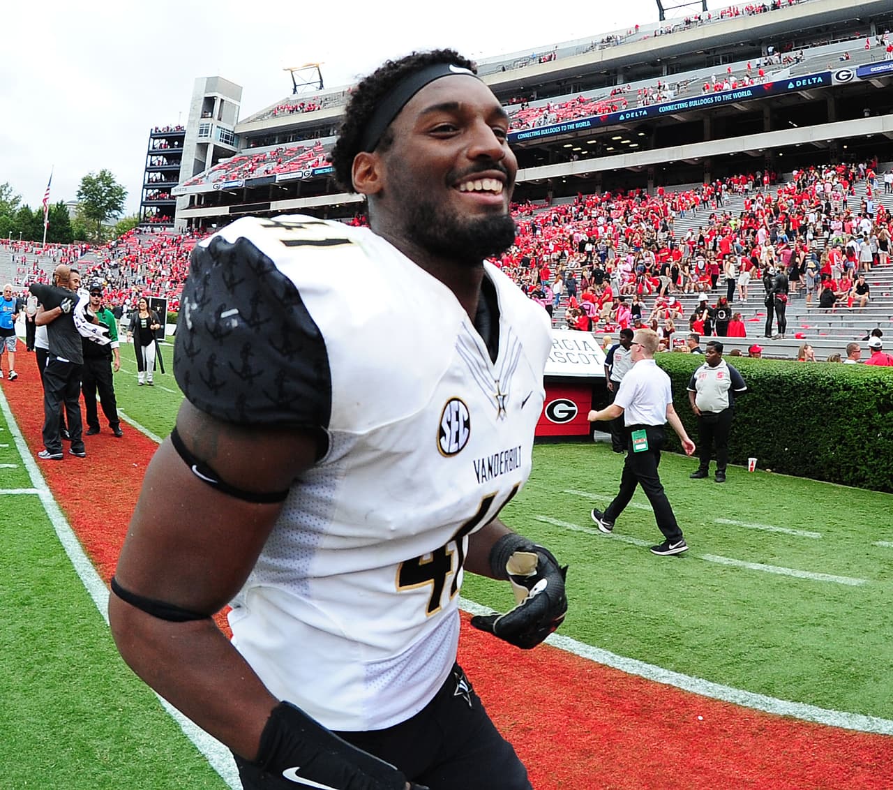 # 46 
<b>ZACH CUNNINGHAM</b> – LB | 
<i>Vanderbilt</i>
<br>