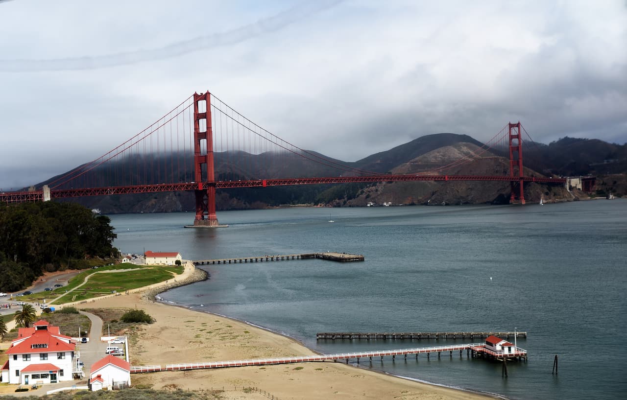 La emblemática área recreativa del puente Golden Gate, en San Francisco, 
<a href="https://www.univision.com/local/san-francisco-kdtv/en-fotos-el-puente-golden-gate-fue-el-sitio-mas-visitado-de-estados-unidos-durante-el-2018-fotos" target="_blank">fue el sitio más visitado en todo Estados Unidos durante el 2018</a> con cerca de 15 millones de visitantes según el Servicio de Parques Nacionales de Estados Unidos.