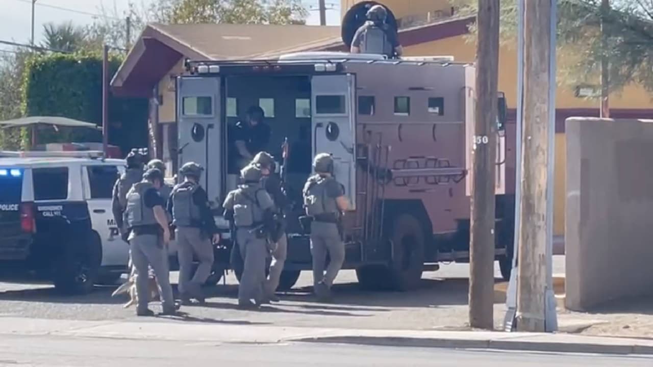 Un hombre en custodia y otro sin vida fue el saldo de un tiroteo con la policía en Mesa