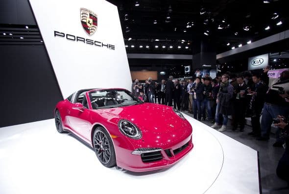 porsche presentó el 911 Targa GTS que espera se venda mucho en suelo americano.