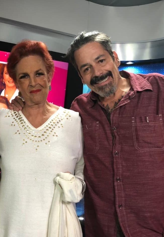 Su hijo, Pato Levy, confirmó que su madre ya no es parte del programa matutino y
<b>habló de la situación financiera</b> en la que se encuentra la conocida como la 'Dama del Buen Decir' tras quedarse sin empleo.