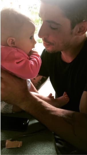 "Tiene los ojos y las pestañotas de Alberto, pero sin duda es idéntica a mi mamá y de mi papá yo creo (que) más grandecita va a traer otras cosas de mi familia”, comentó la actriz.