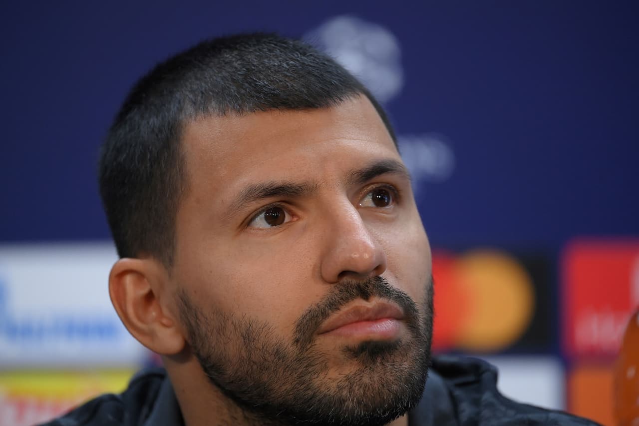 'Kun' Agüero niega que vaya a volver a jugar futbol profesional