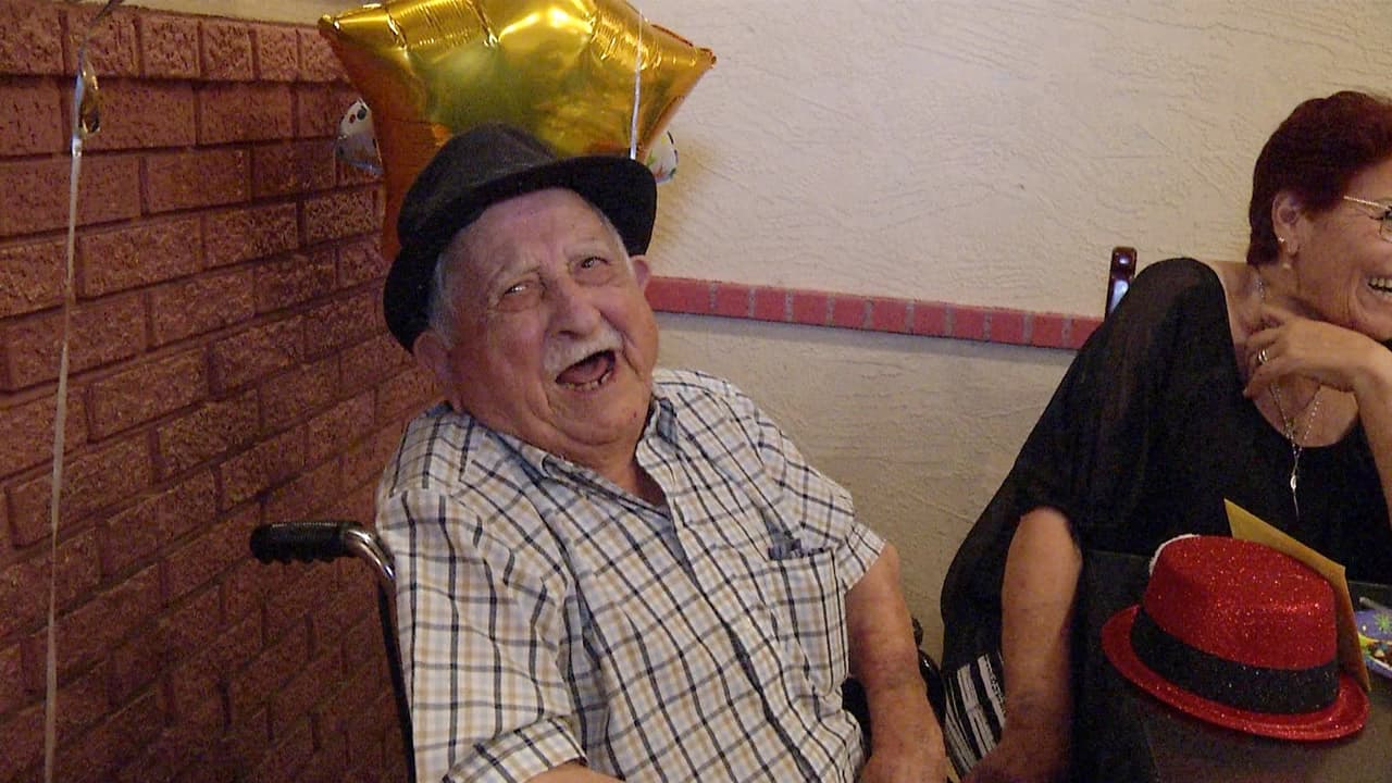 En 2014, tras diagnosticarsele cáncer, los médicos le dieron solo 18 meses de vida. Sin embargo, Don Ignacio celebró este año, cinco años después de su diagnóstico, su centenario.