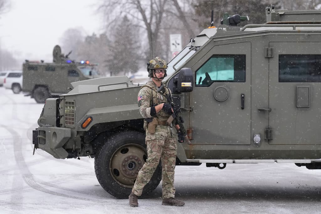 Departamento de Justicia abre investigación contra el gobernador de Minnesota y alcalde de Minneapolis por impedir trabajos de ICE