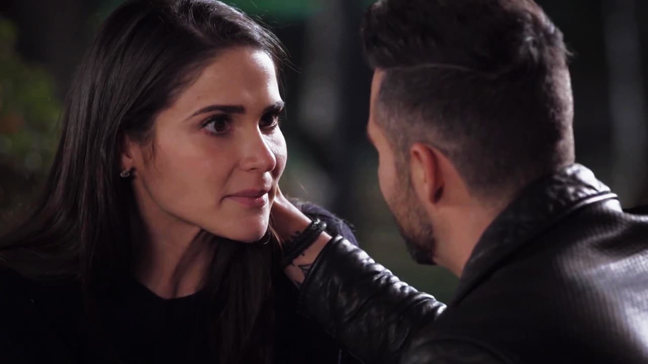 La actriz de 30 años no tenía previsto ser
<b><a href="https://www.univision.com/shows/te-doy-la-vida/eva-cedeno-es-una-madre-luchadora-en-te-doy-la-vida-video" target="_blank">Elena, la protagonista. </a></b>
<br>