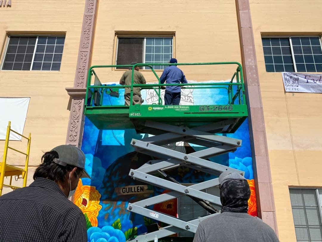 “No lo hago por dinero”, dijo Solís, “solo quiero rendir tributo a Vanessa Guillén y que sea recordada en nuestra comunidad”.