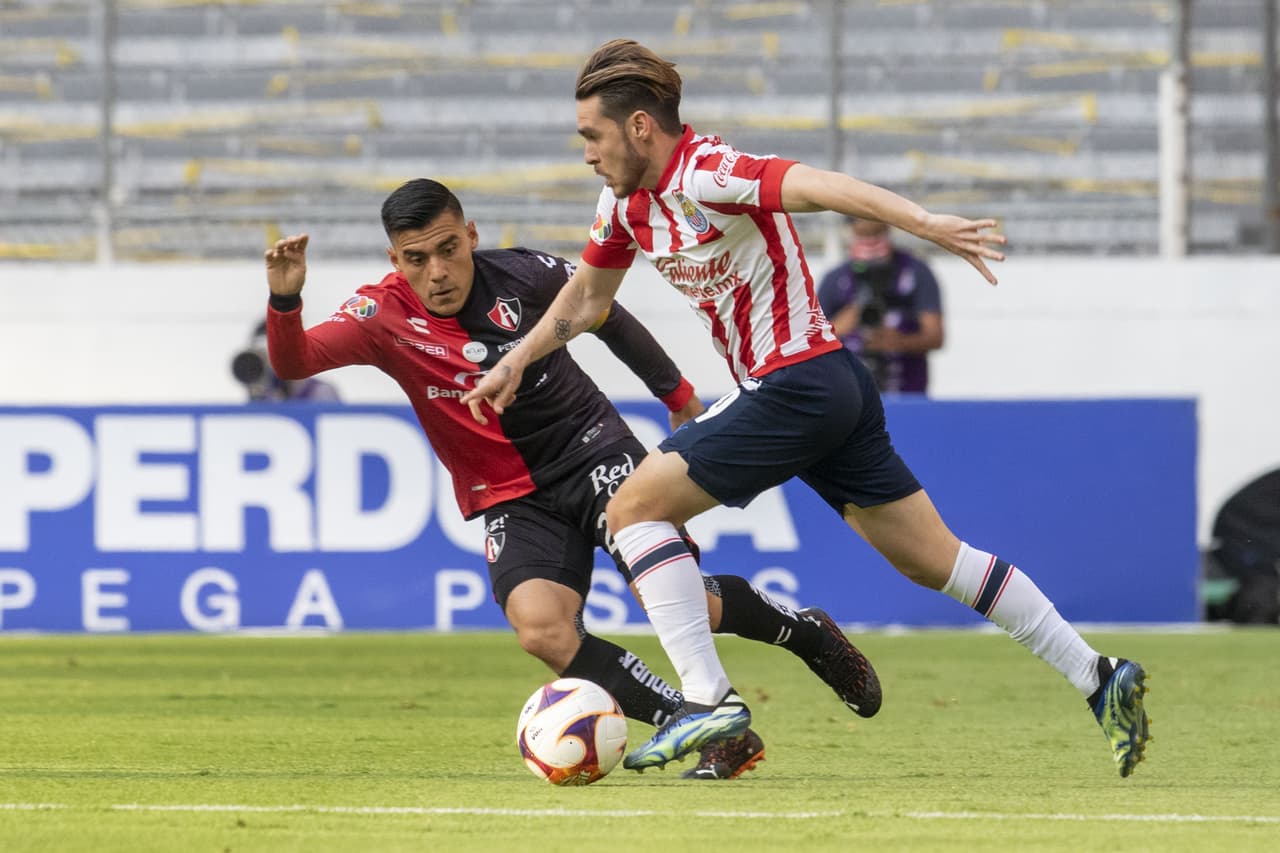 Chivas está embalado y suma su tercer triunfo consecutivo al imponerse al Atlas en el Clásico Tapatío.
<br>