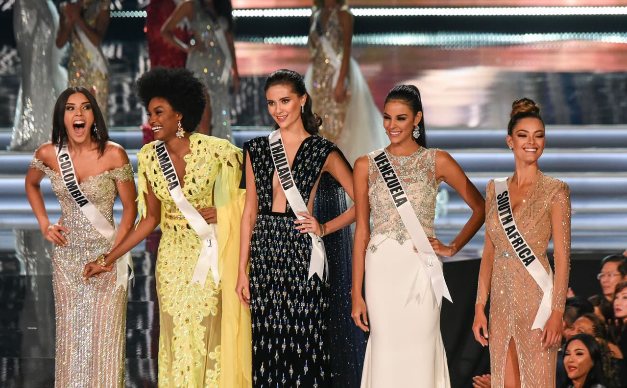 A Miss Colombia la aplaude el presidente Santos y a Miss Venezuela, Osmel Sousa