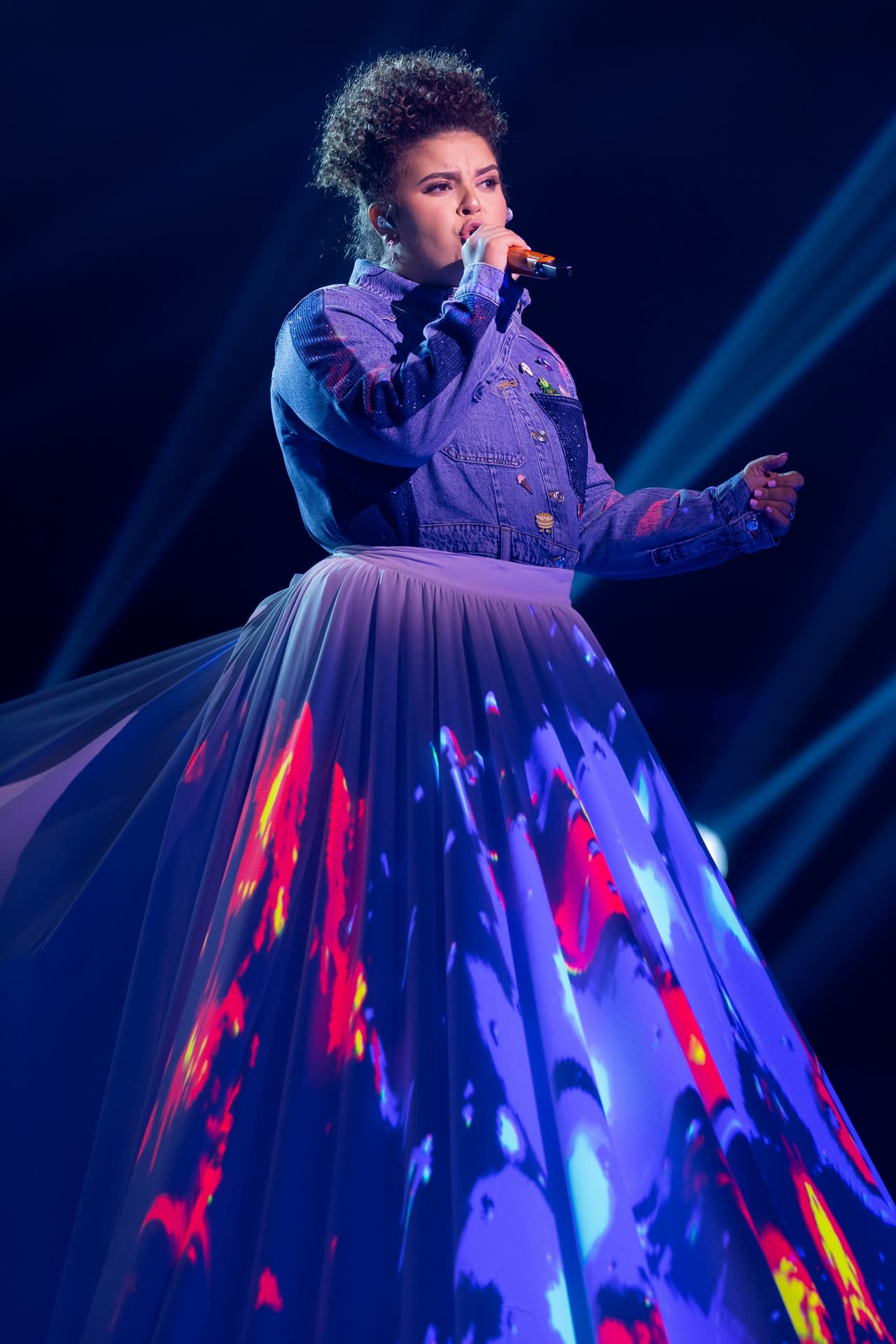 Lucerito Mijares impactó al público al interpretar en el capítulo 3, 'El Triste', uno de los temas emblemáticos de José José.