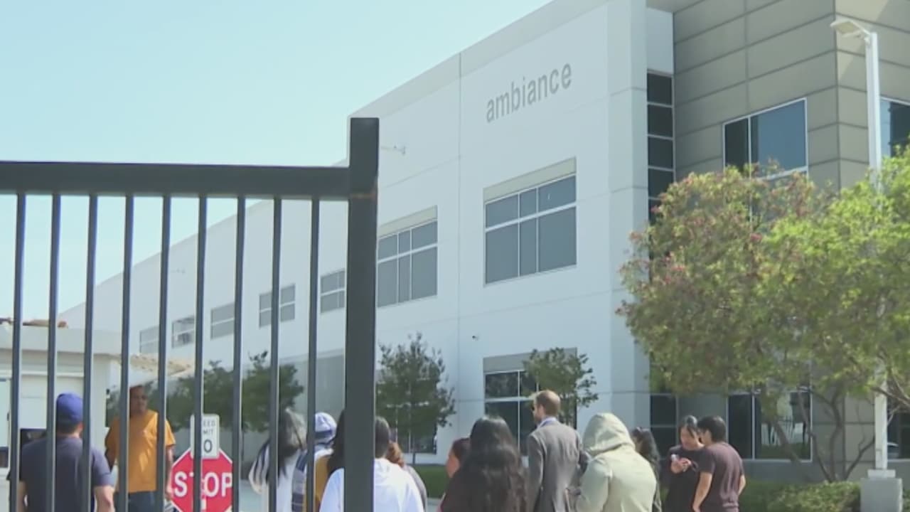 ICE detiene a trabajadores en LA y sus familias ahora luchan por salarios no pagados