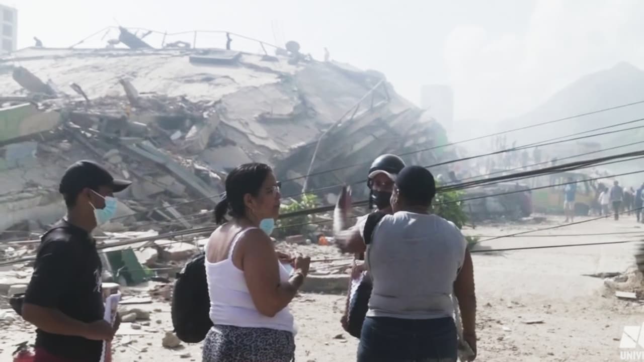 'Venezuela se estremece': Entre el abandono del Gobierno y el ruego de hallar vida bajo los escombros